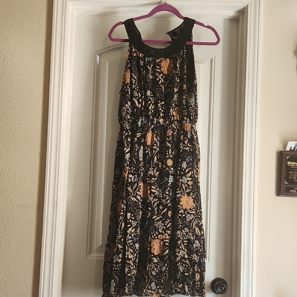 Daniel Rainn Black Lace Top with Floral Accents
